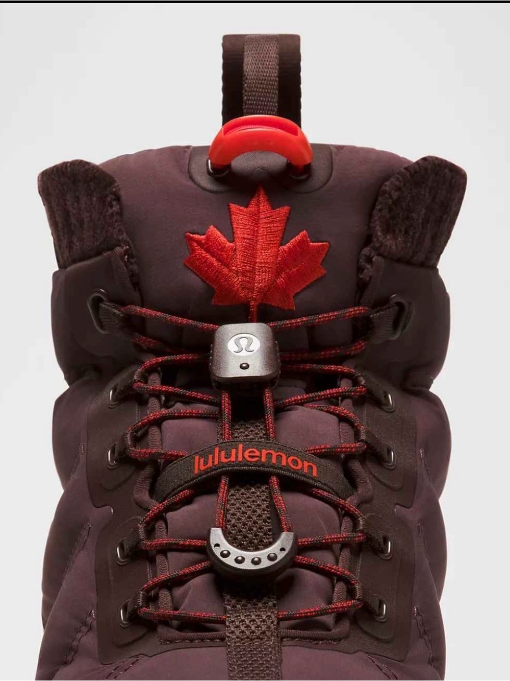 Brand new Lululemon women’s team Canada waterproof Winter boots- Dark Burgundy - Picture 3 of 8